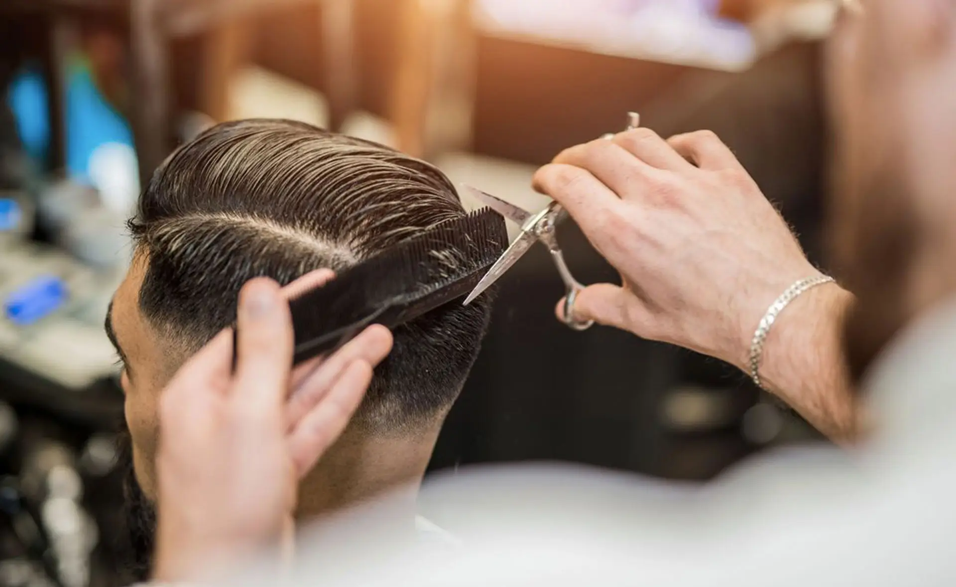 Coupe de cheveux après greffe de cheveux